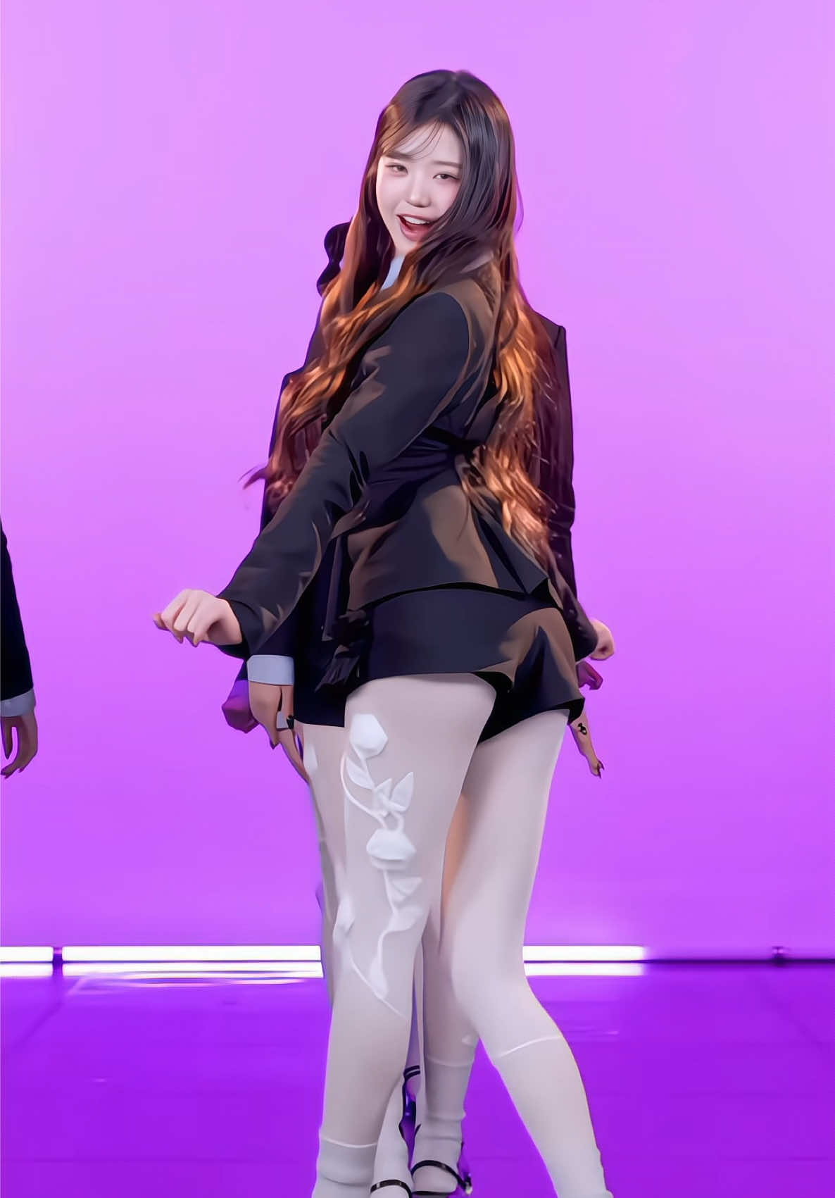 @<3