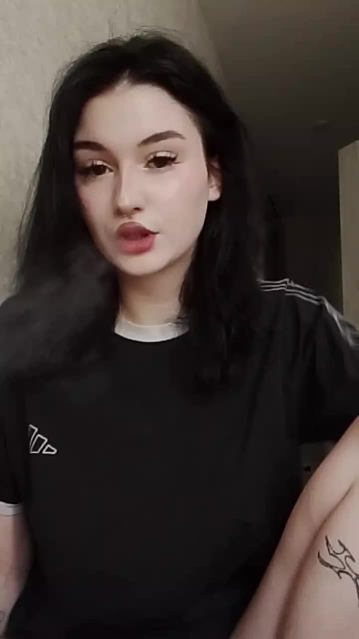 @Ҝ丨尺卂