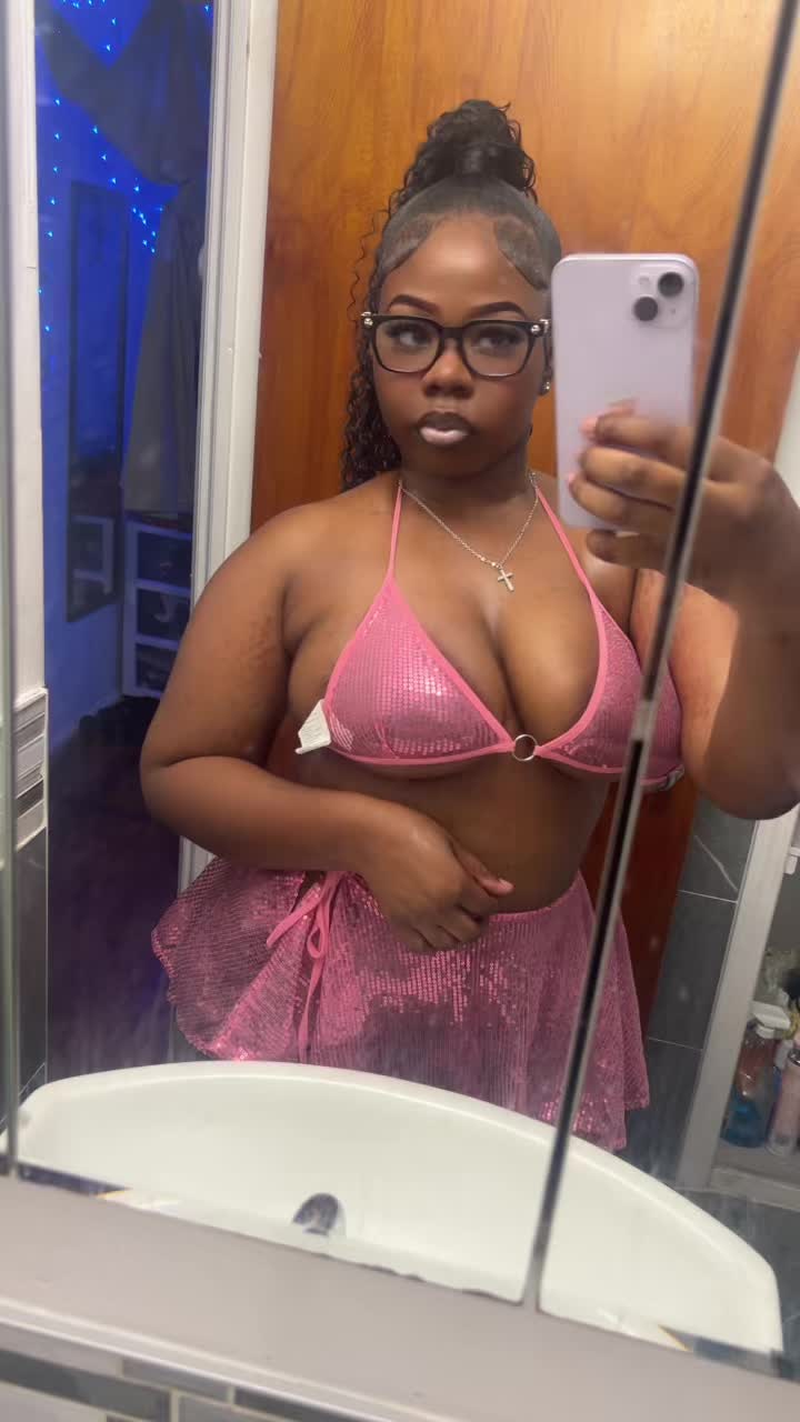 @Anonymousthickgirl