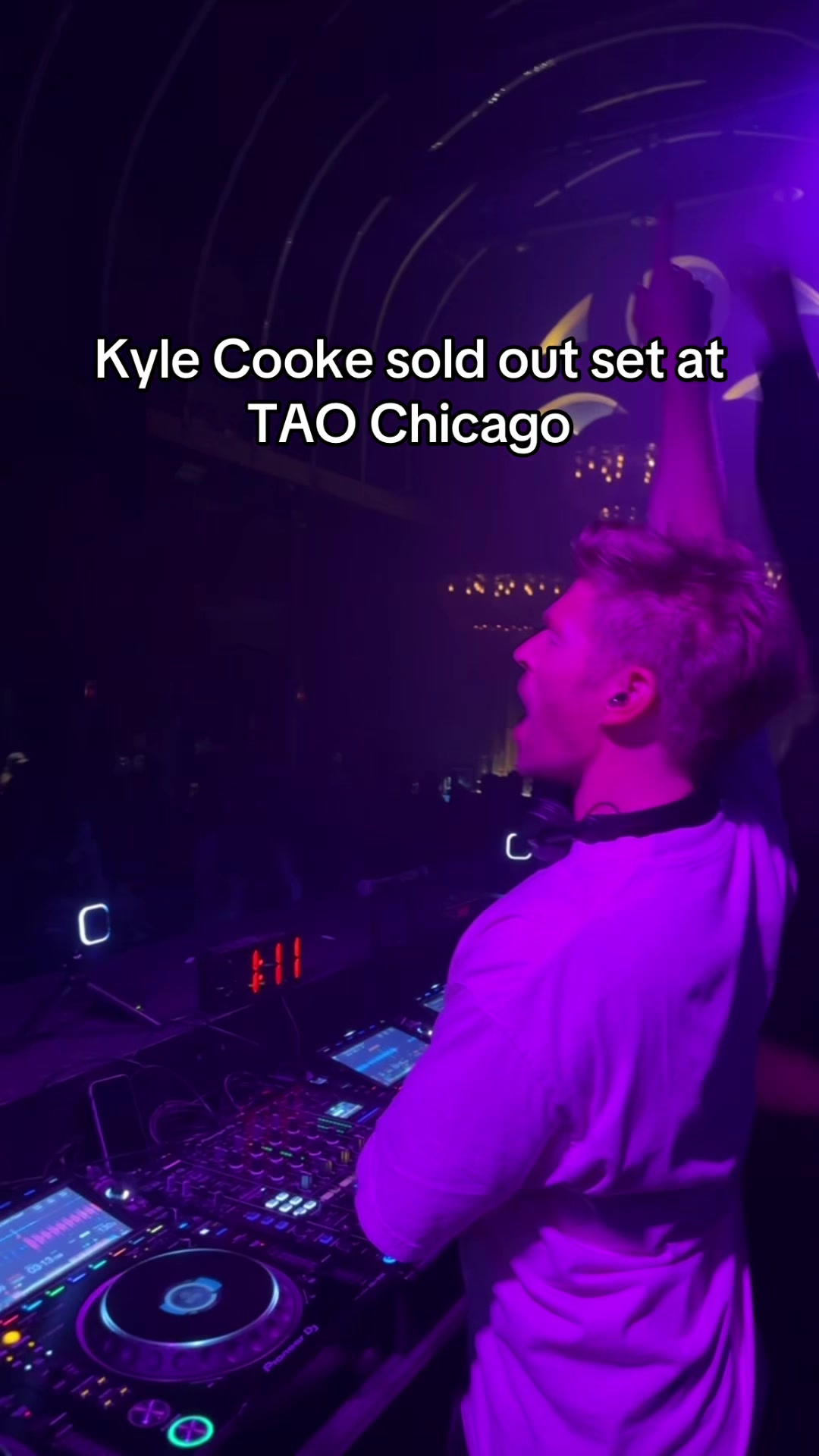 @Zoe Chicago