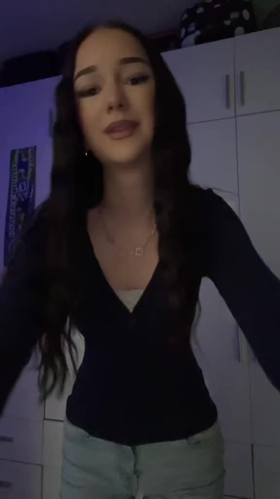 @๐๐๐ฅ๐ข๐ง๐