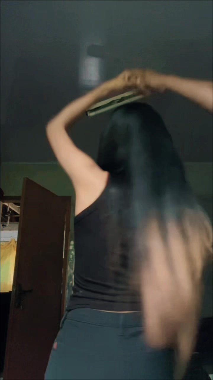 @𝒜.𝒯𝒶𝓃𝒾𝓈𝒽𝒶