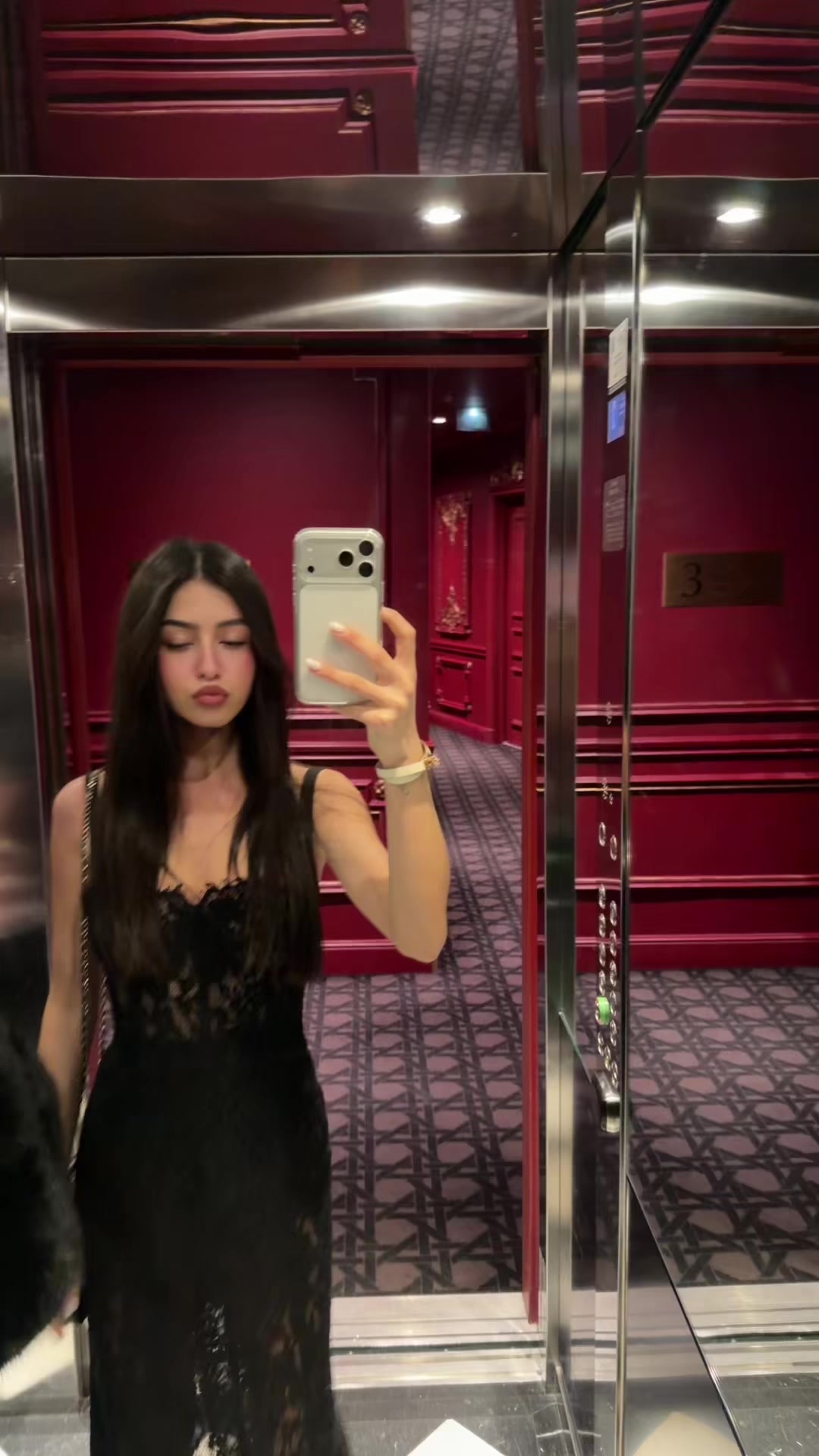 @lliacohav