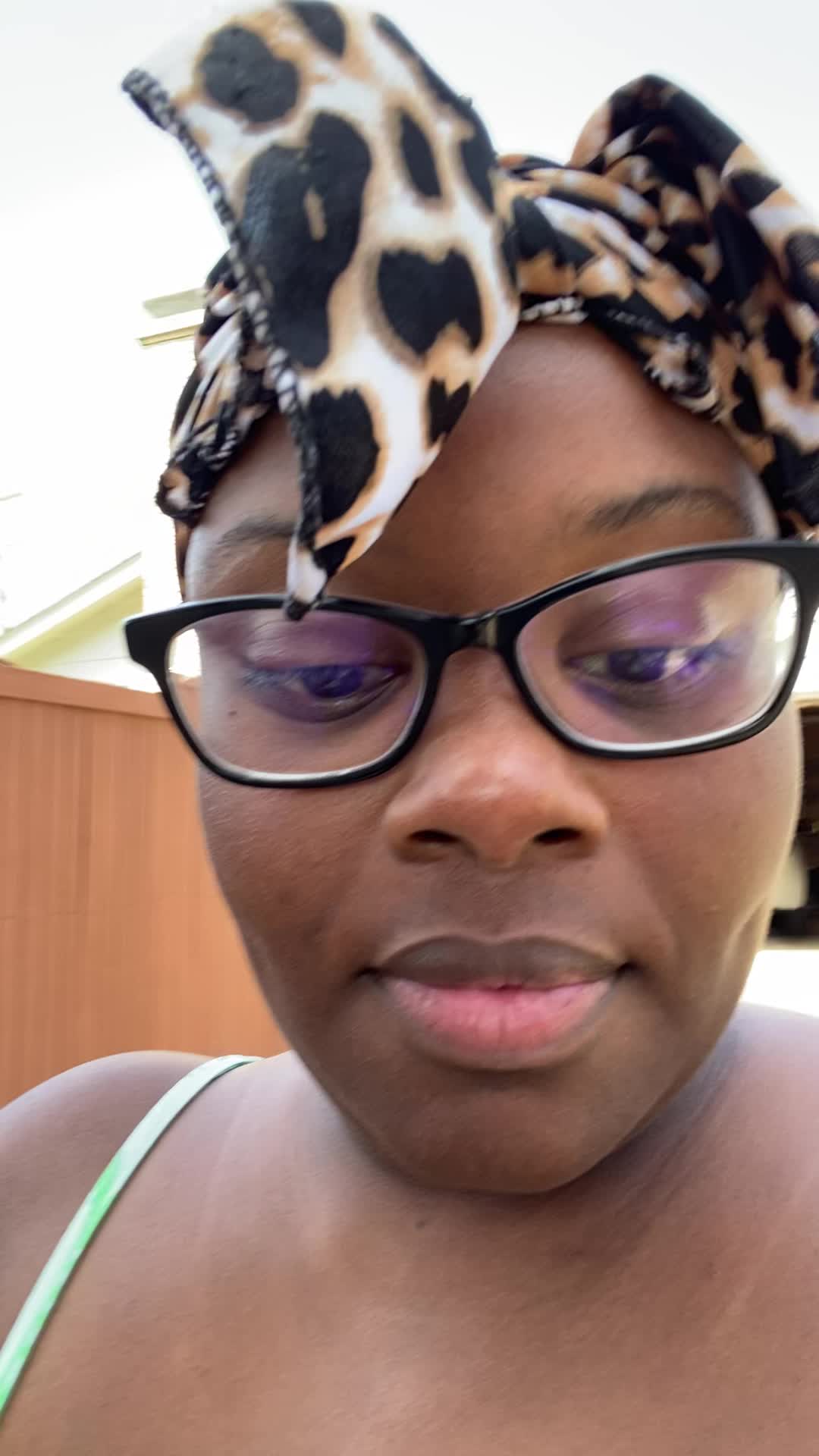 @Vee