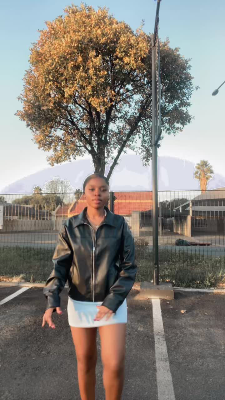 @khumeshna Nxumalo