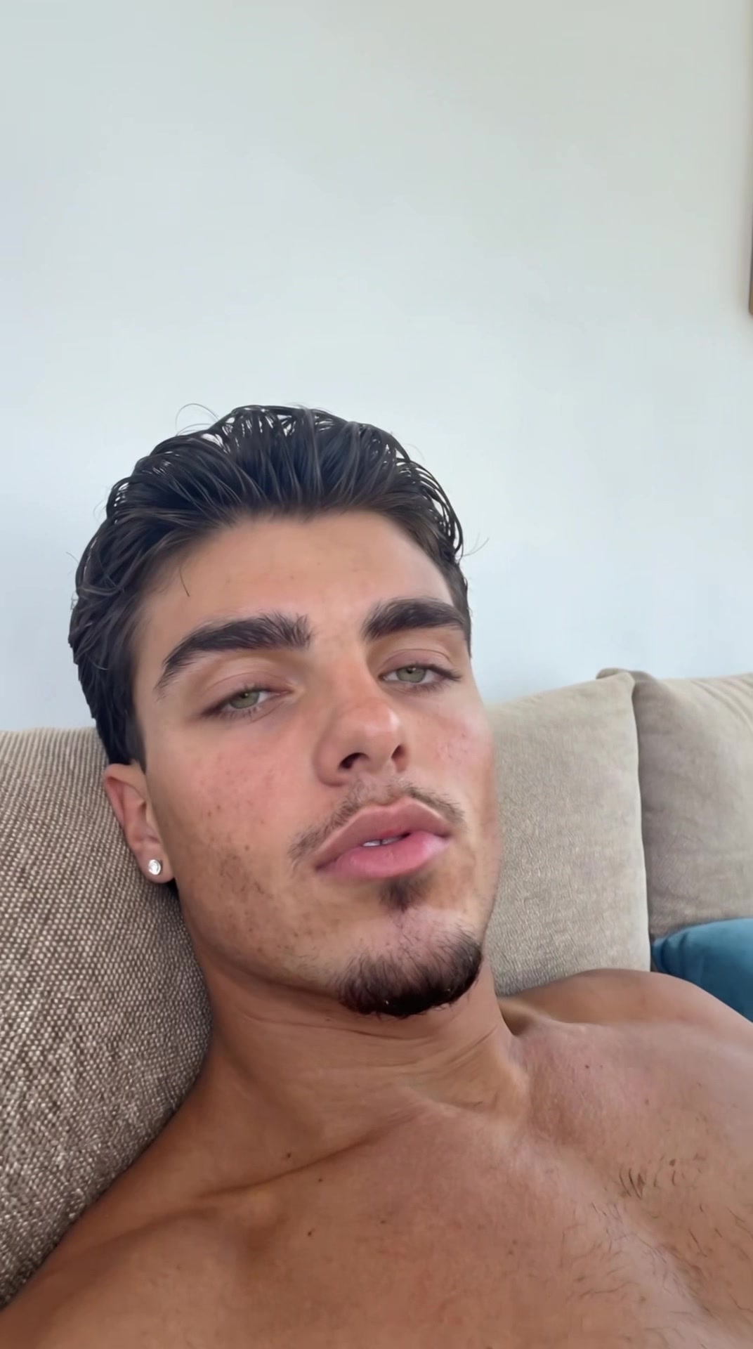 @Nando
