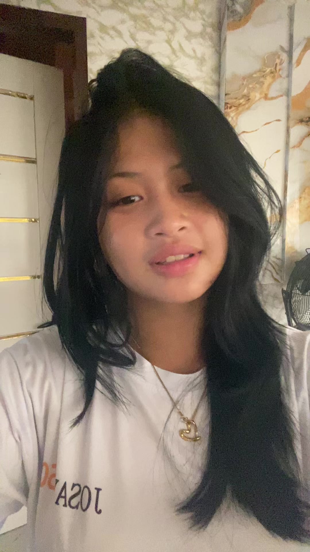 @🐰