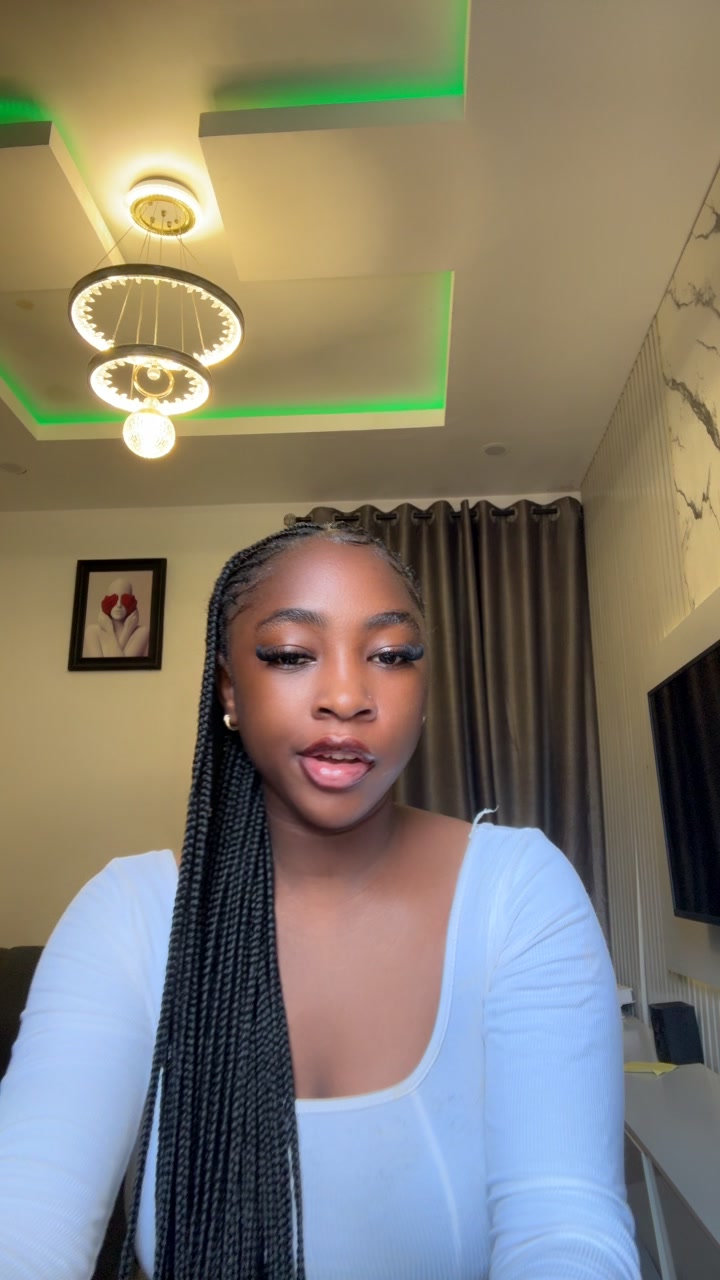 @ashley Odunayo🥰