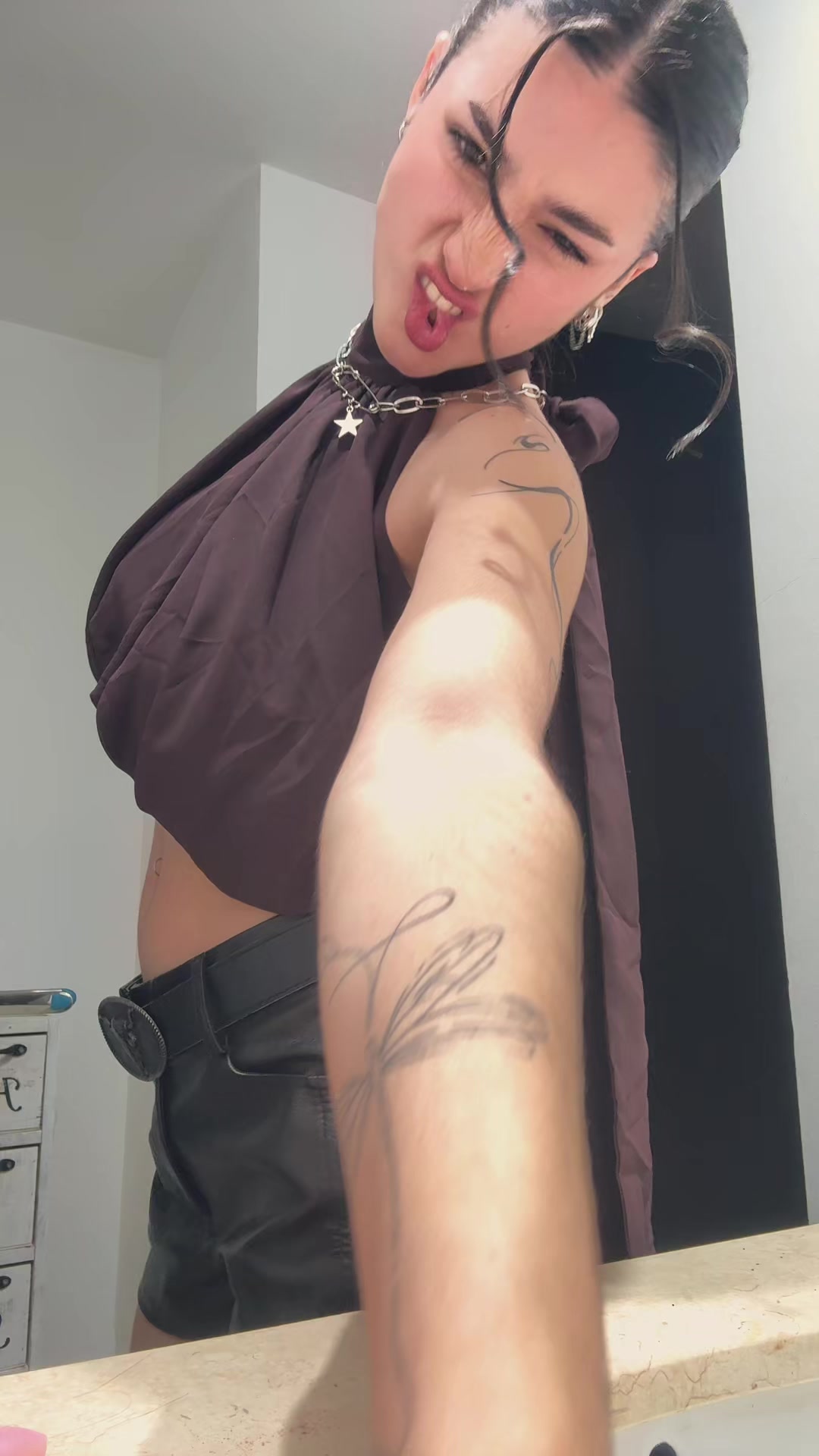 @Tinaaaa 👀