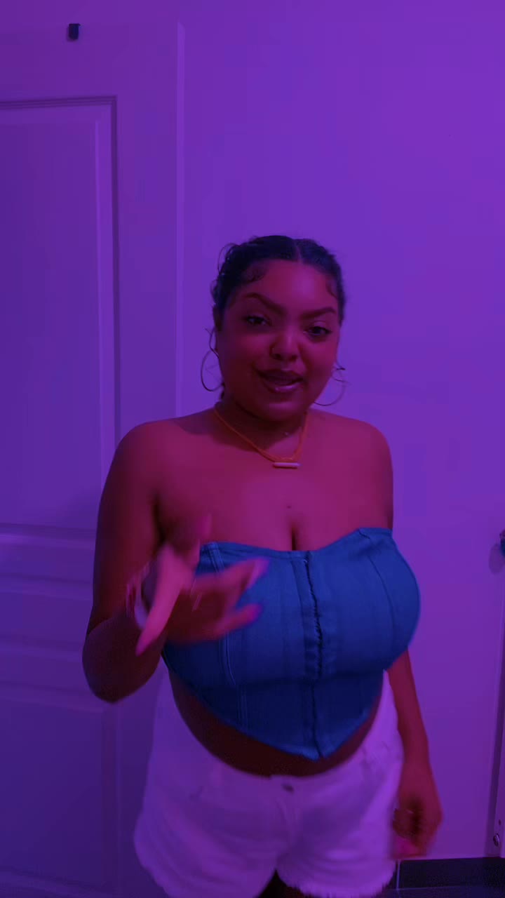 @N E Y 🦚