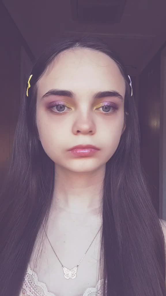 @𝐴𝑟𝑎𝑙𝑦𝑛𝑛🍰🍓💞