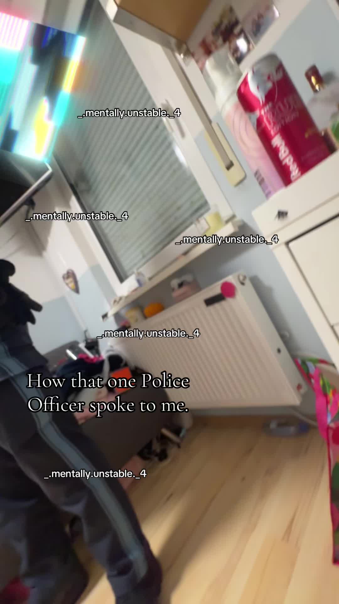 @🏃🏻&zwj;♀️👮💀