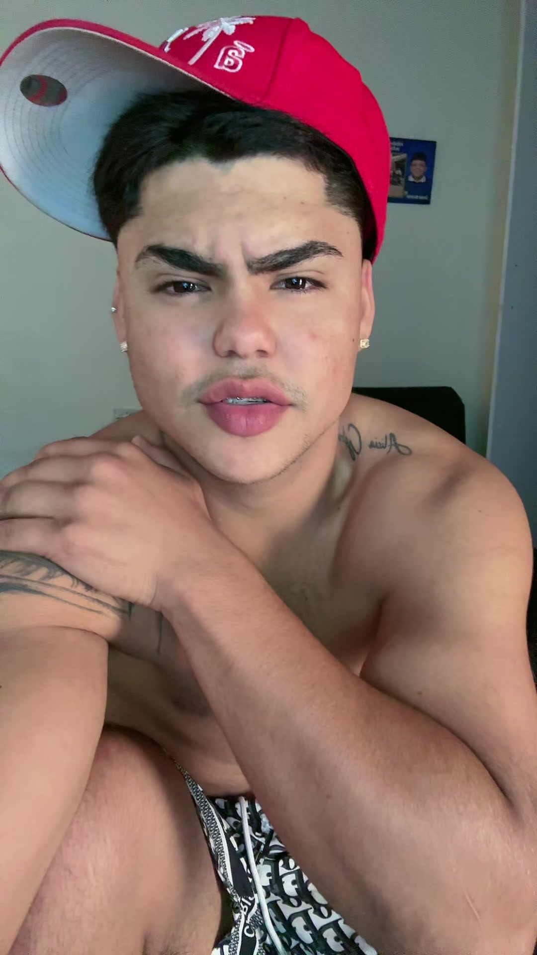 @Alejito ✨