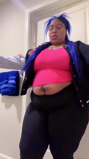 @🤤BBWQUEEN😘