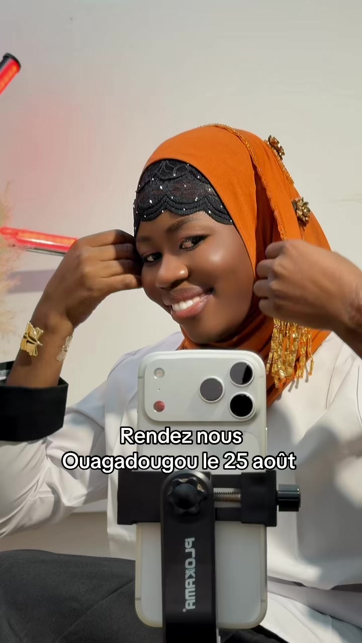 @Queens Foulard
