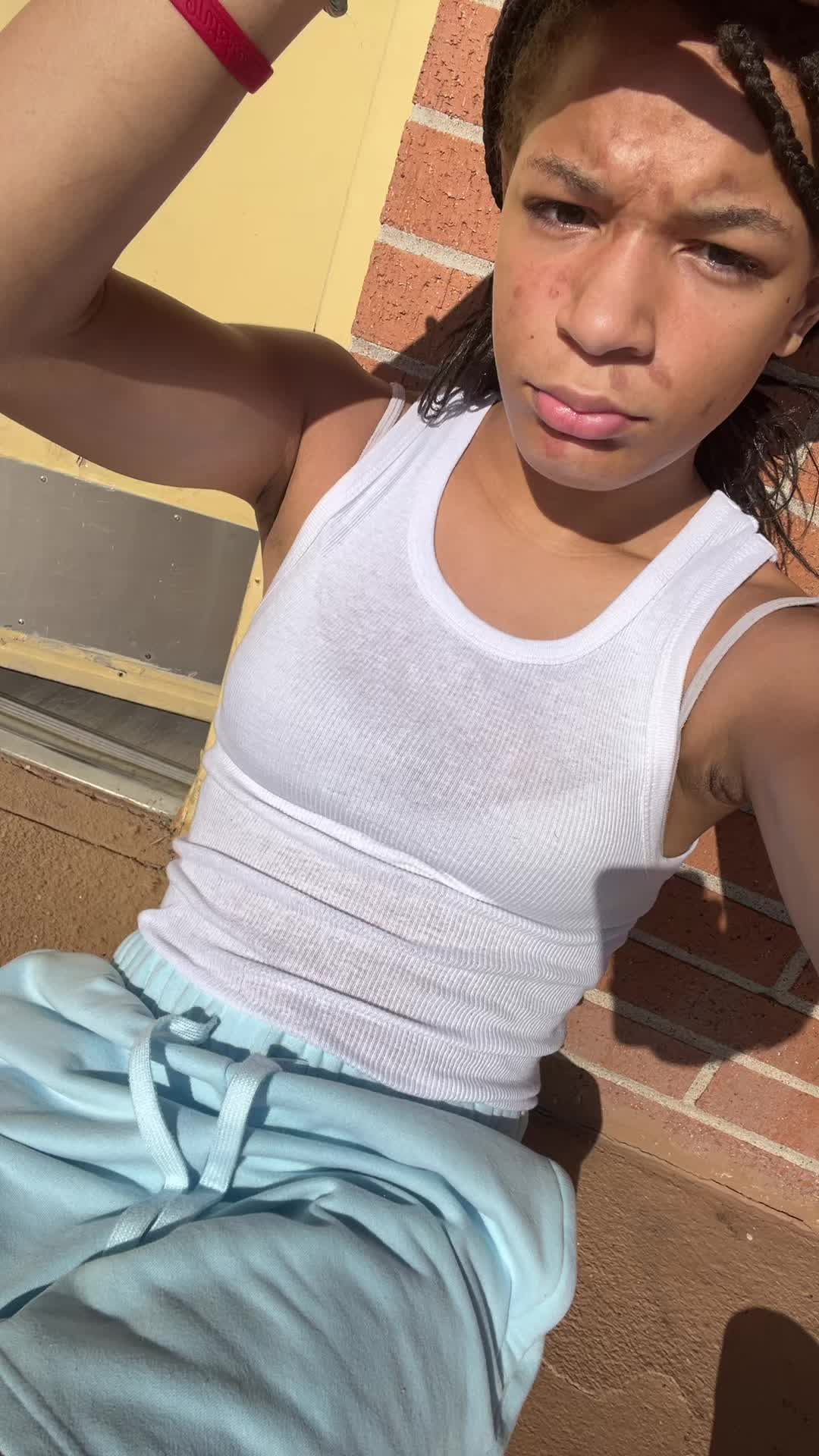 @Zara405