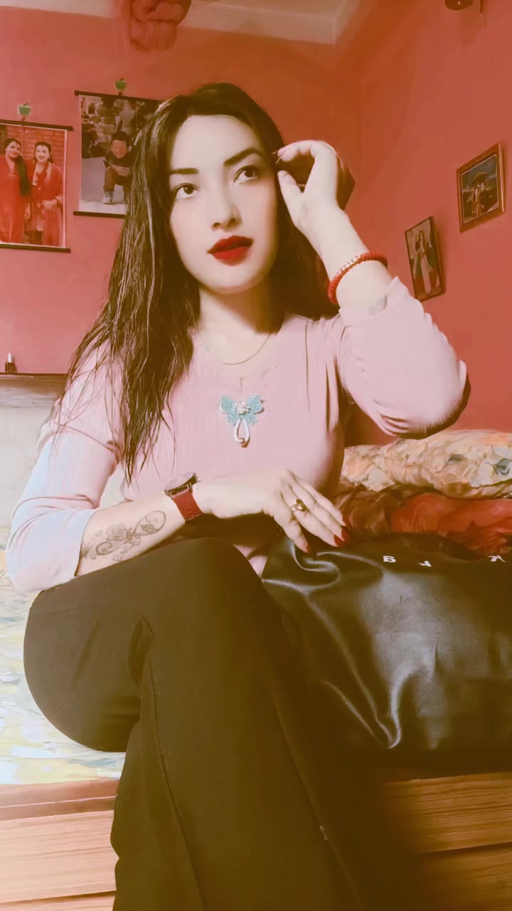@Misss.Resu🇳🇵