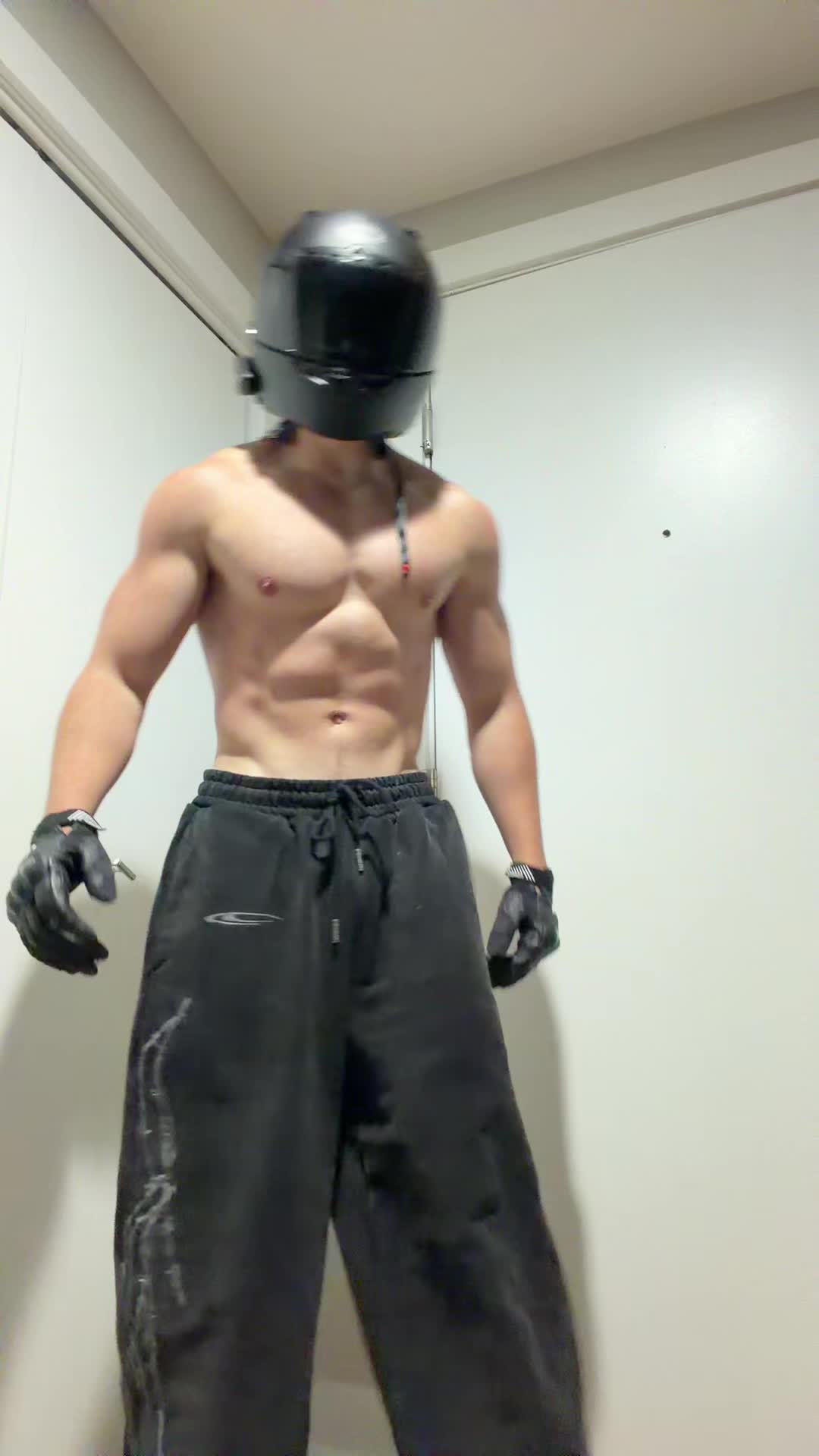 @Luke_V3