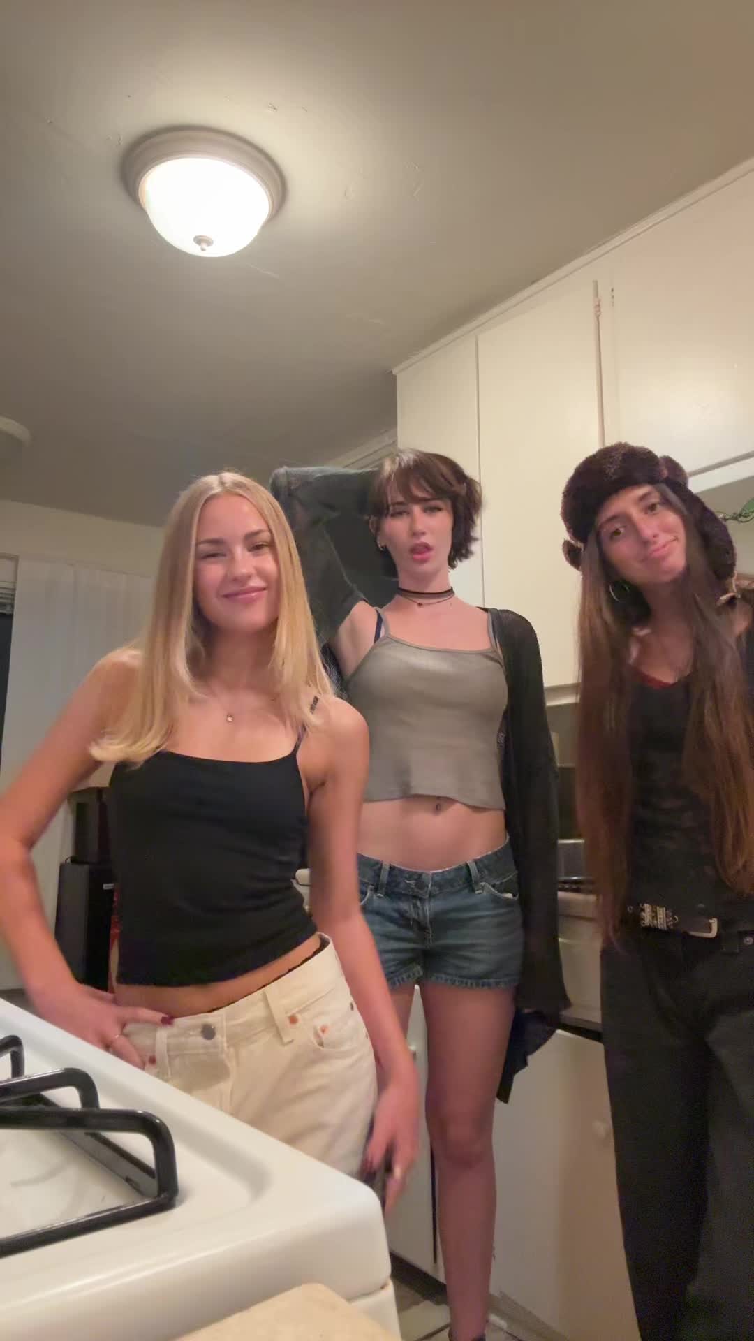 @GliterandGrumps