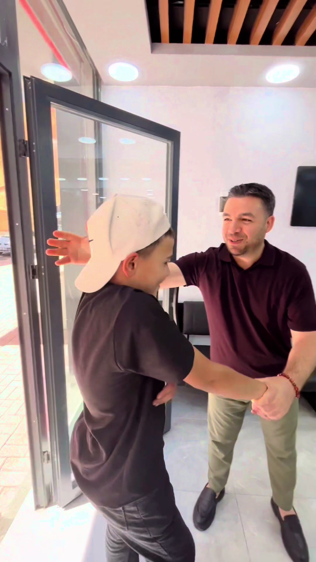 @elitmenbarber