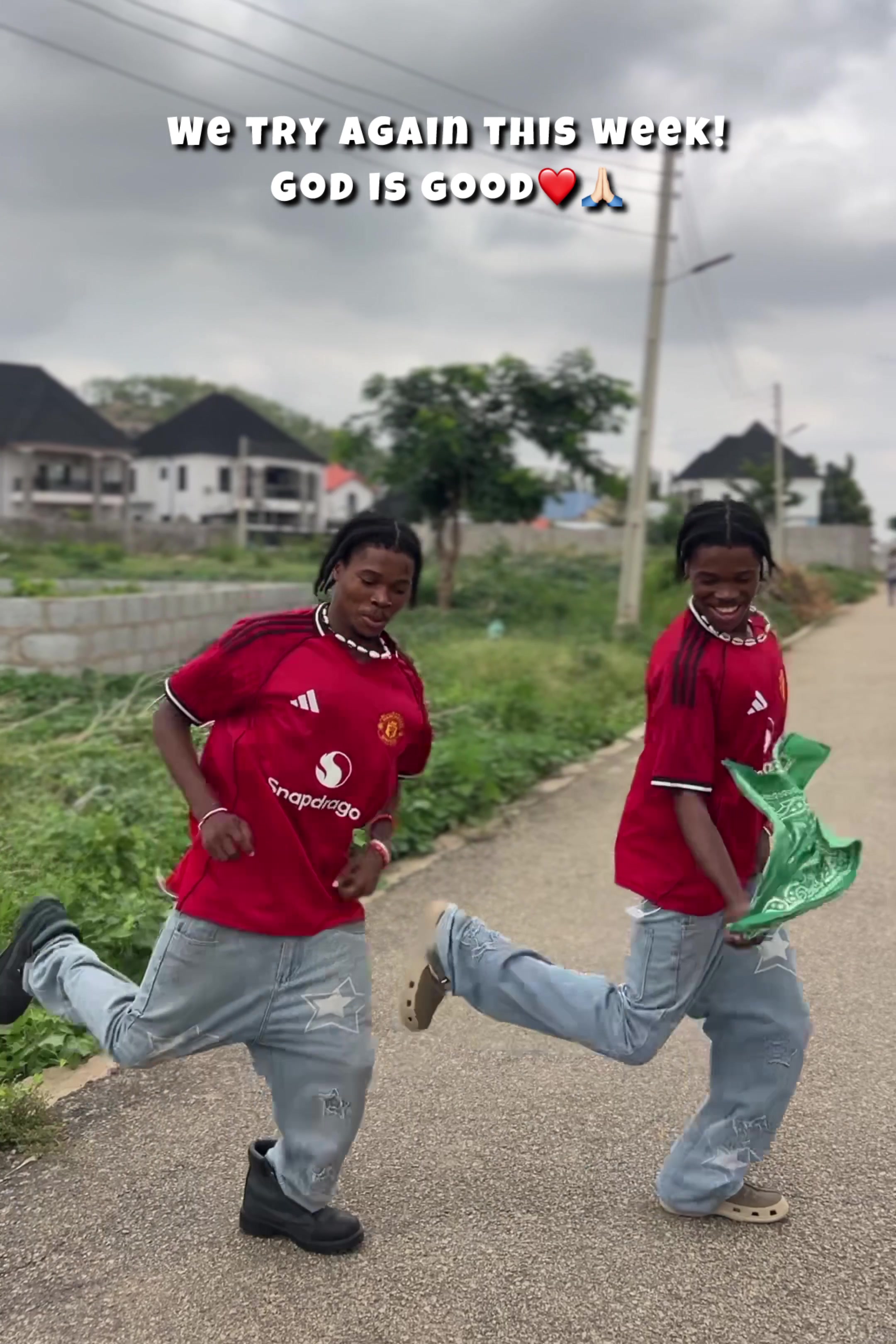 @TWINS ØF ABUJA🎒🌍