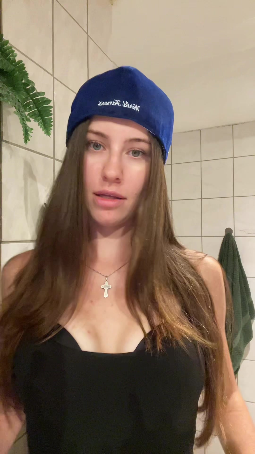 @annaiiiiiiiiiiiii