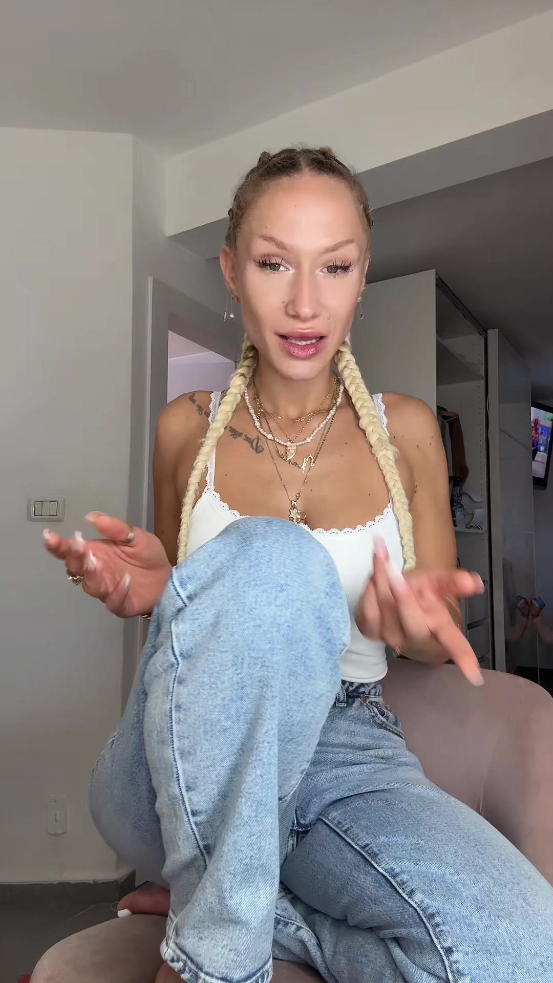 @Ilana