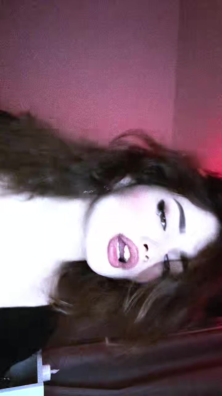 @leyla_bamby