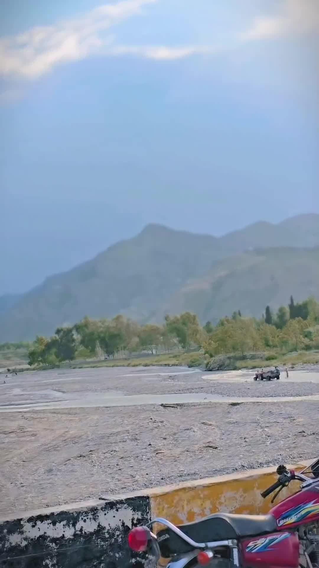 @𝕊ℍ𝔸𝕂𝕀ℝ 𝔾𝕌𝕃𝕃𝕀🚩