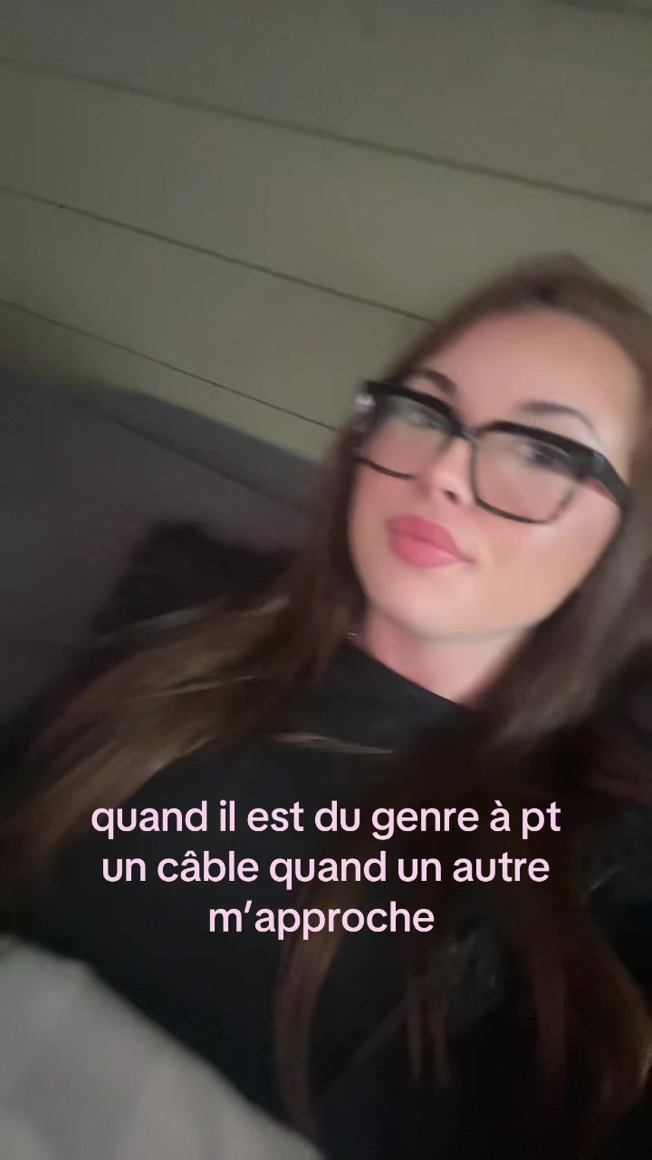 @𝐣𝐞𝐚𝐧𝐧𝐞_𝐠𝐬𝐭𝐥