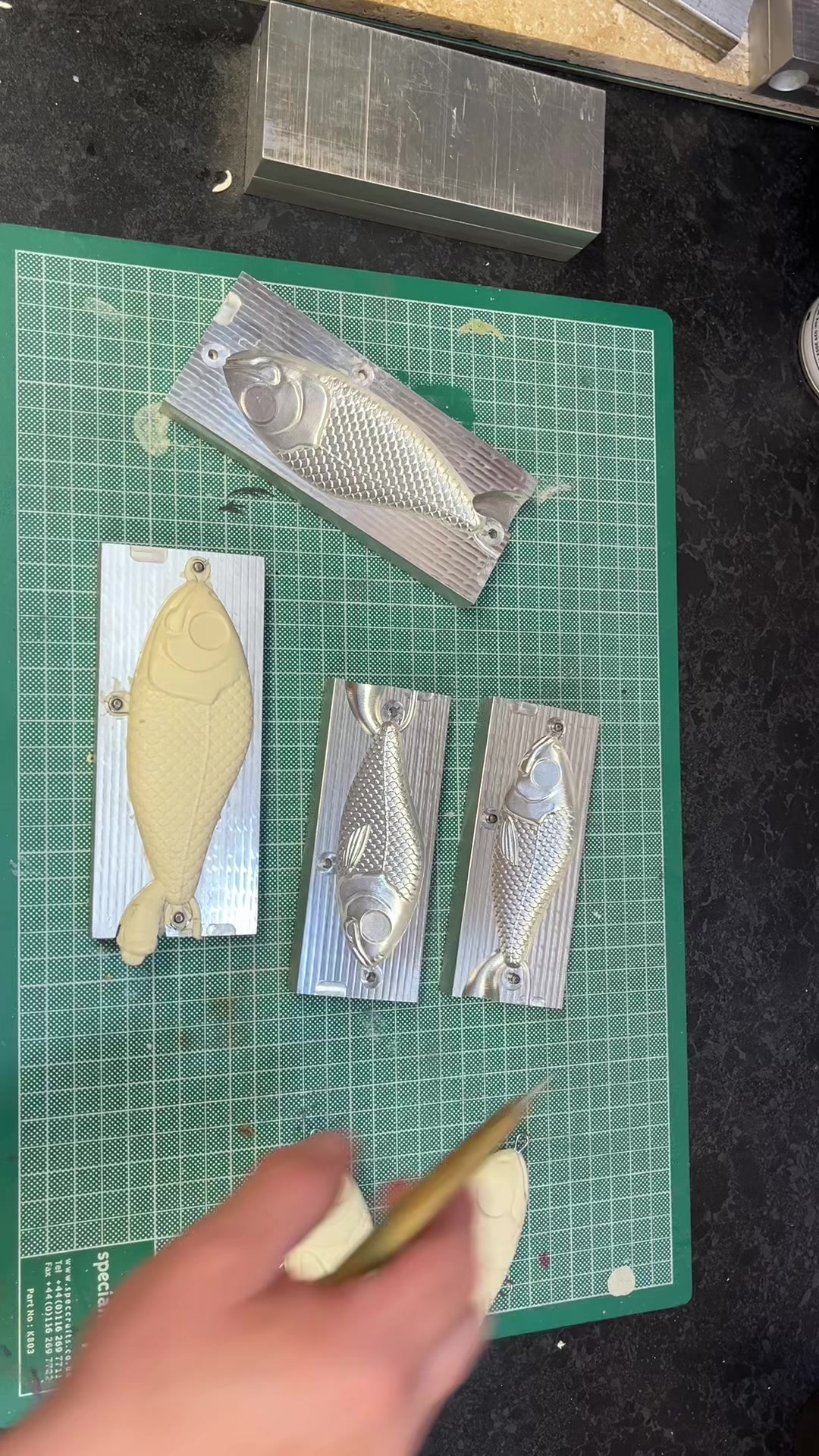 @Custom lure factory
