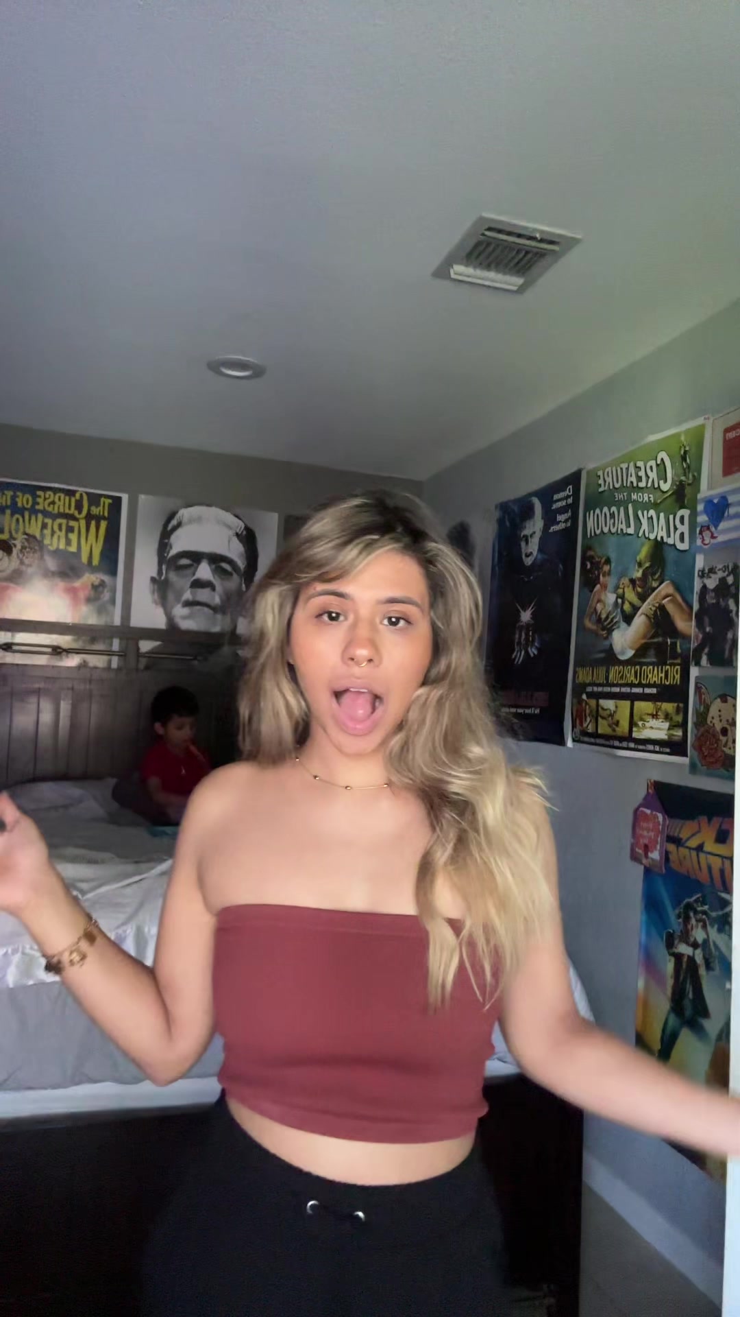 @Jariii