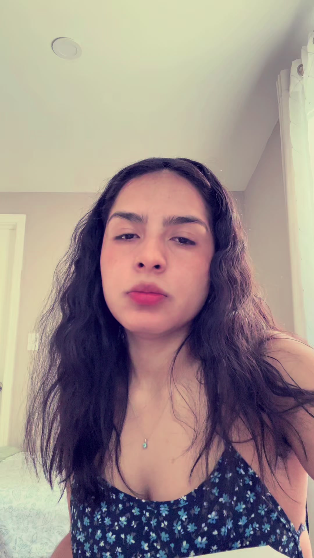 @Nayara 🌻
