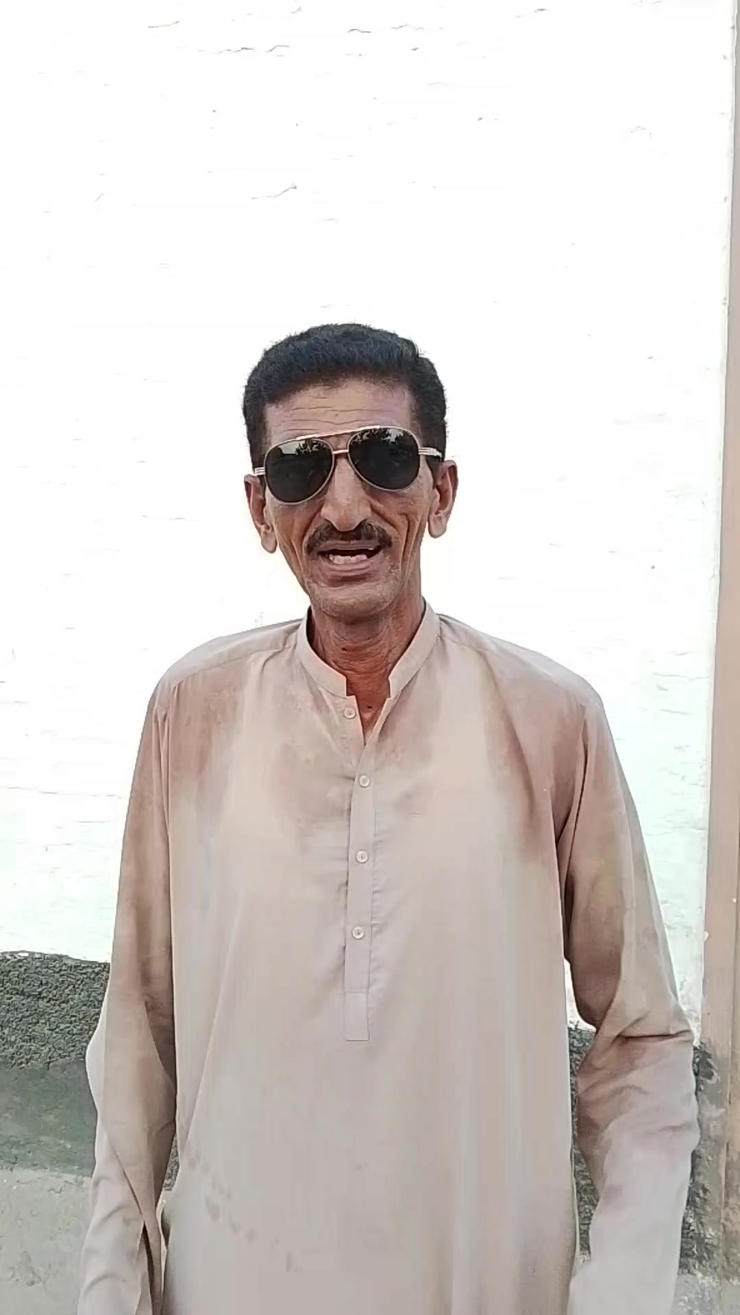 @m Khalid Abbas