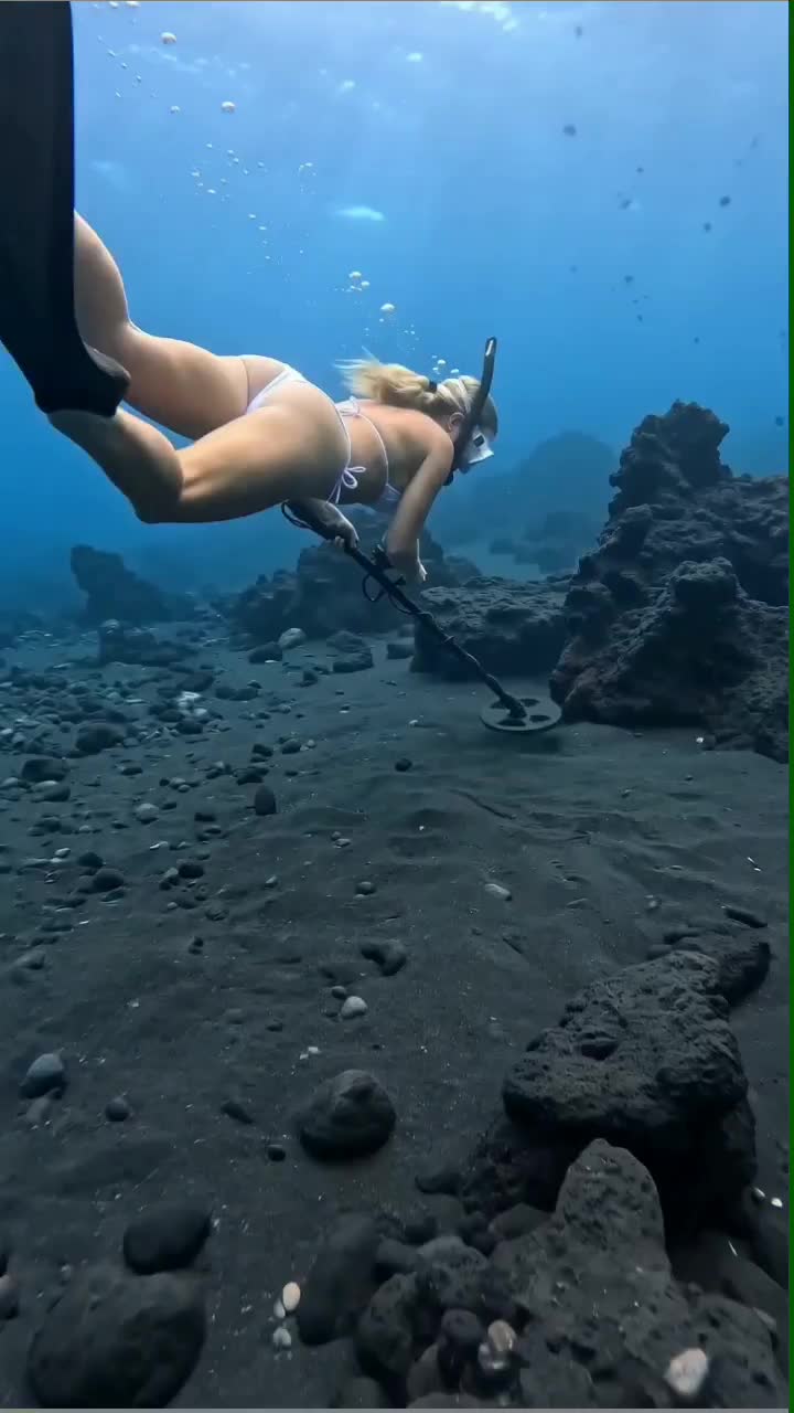 @MrRetroMoment