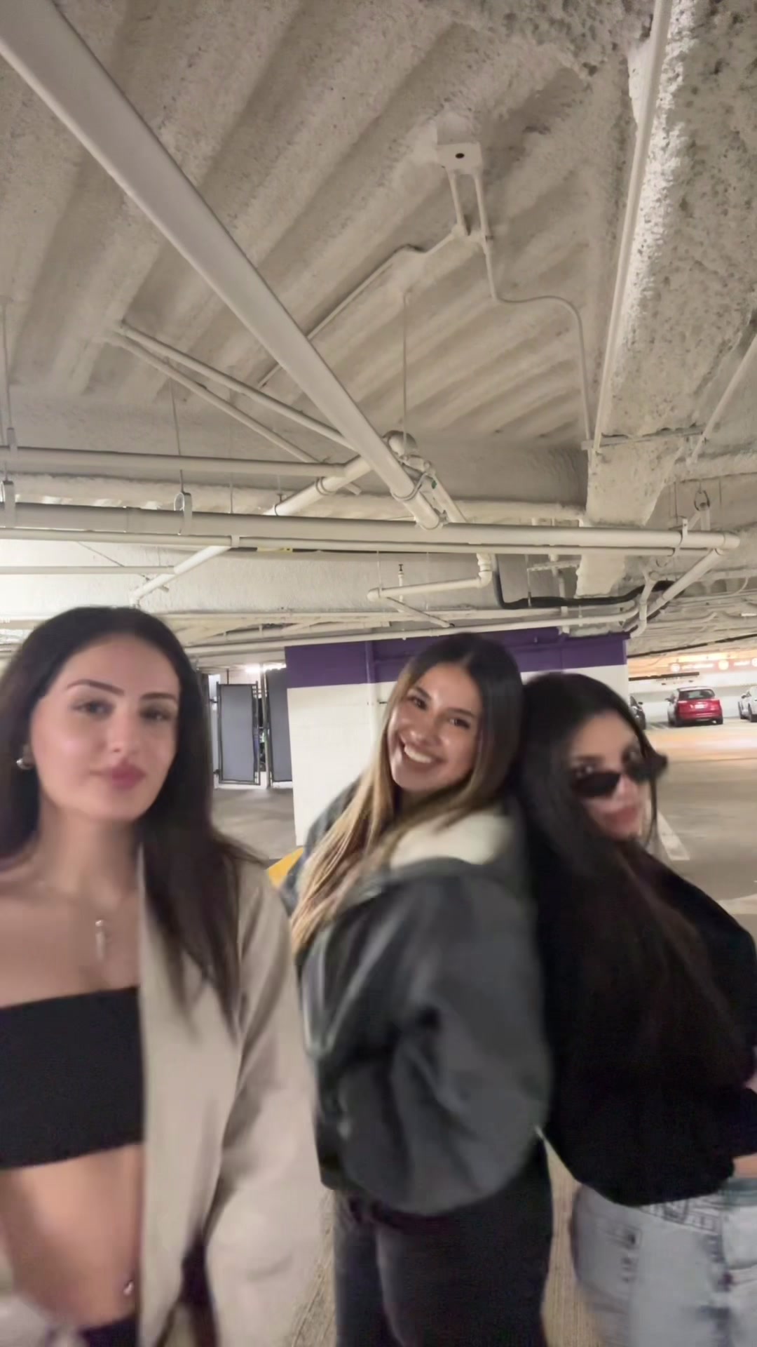 @Mia