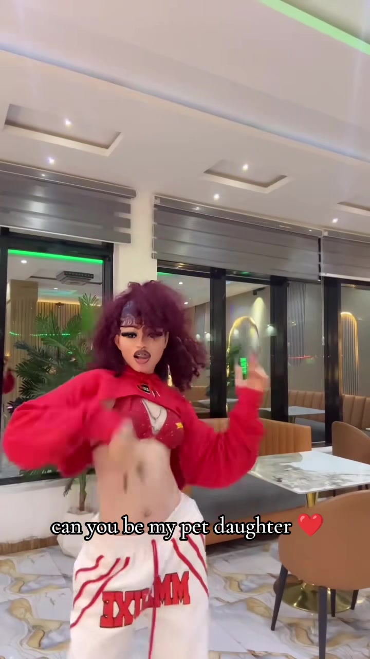 @luna_dabarbie😗