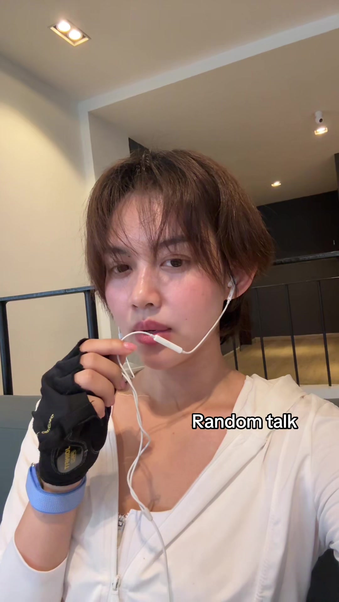@๐คก