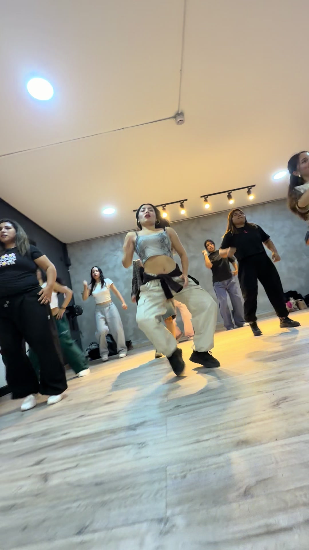 @X FORCE - ESCUELA DE BAILE