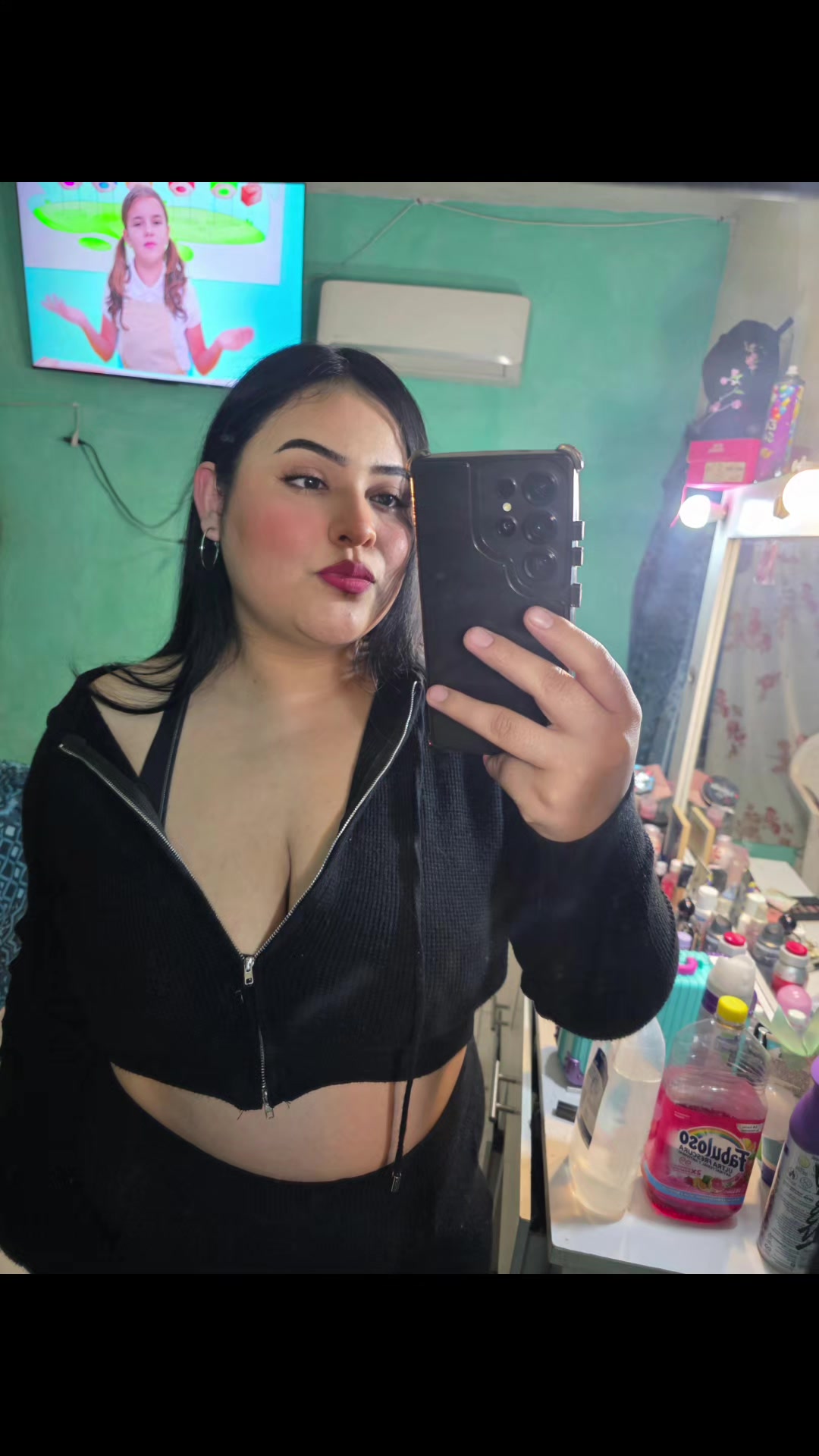 @Lucero Flores22