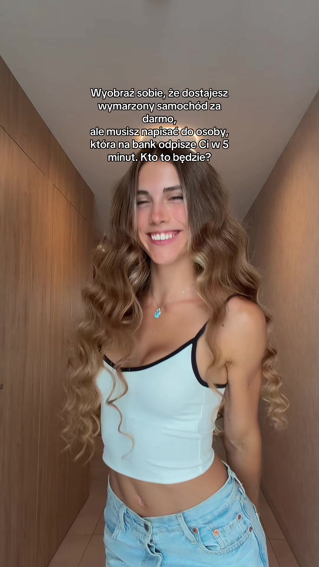 @lady_vikki_