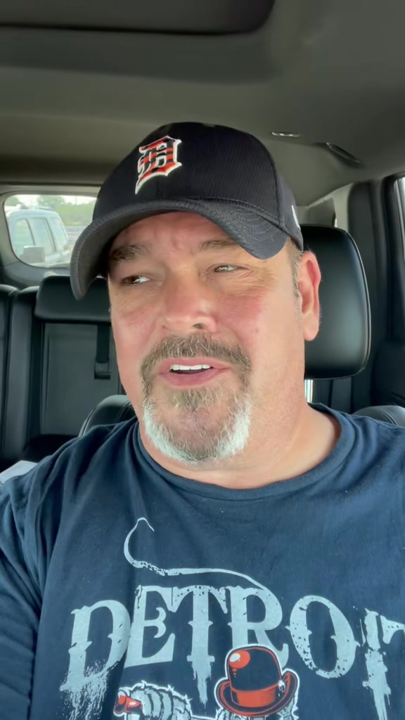 @detroit_dad