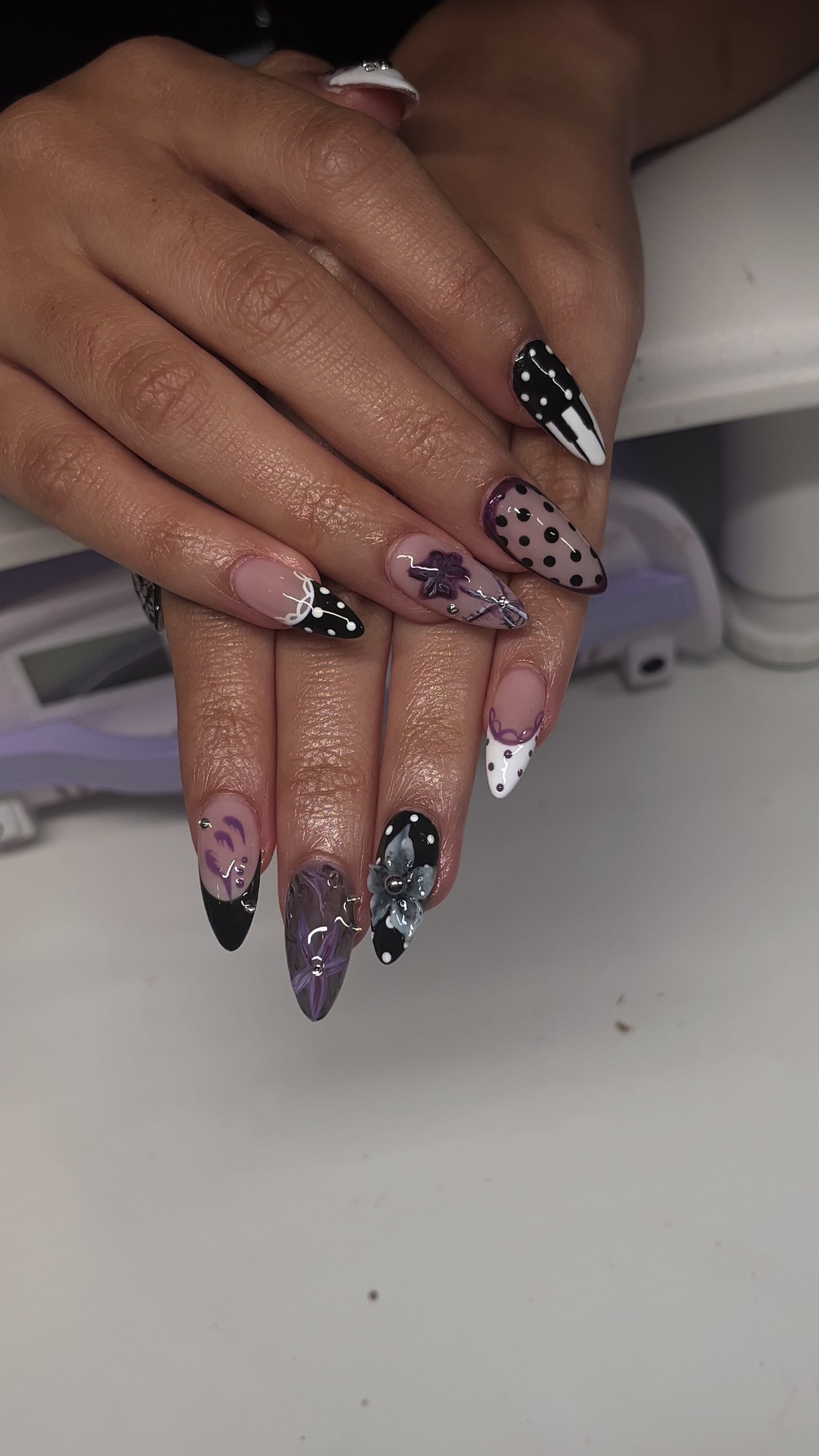 @Amarissnails