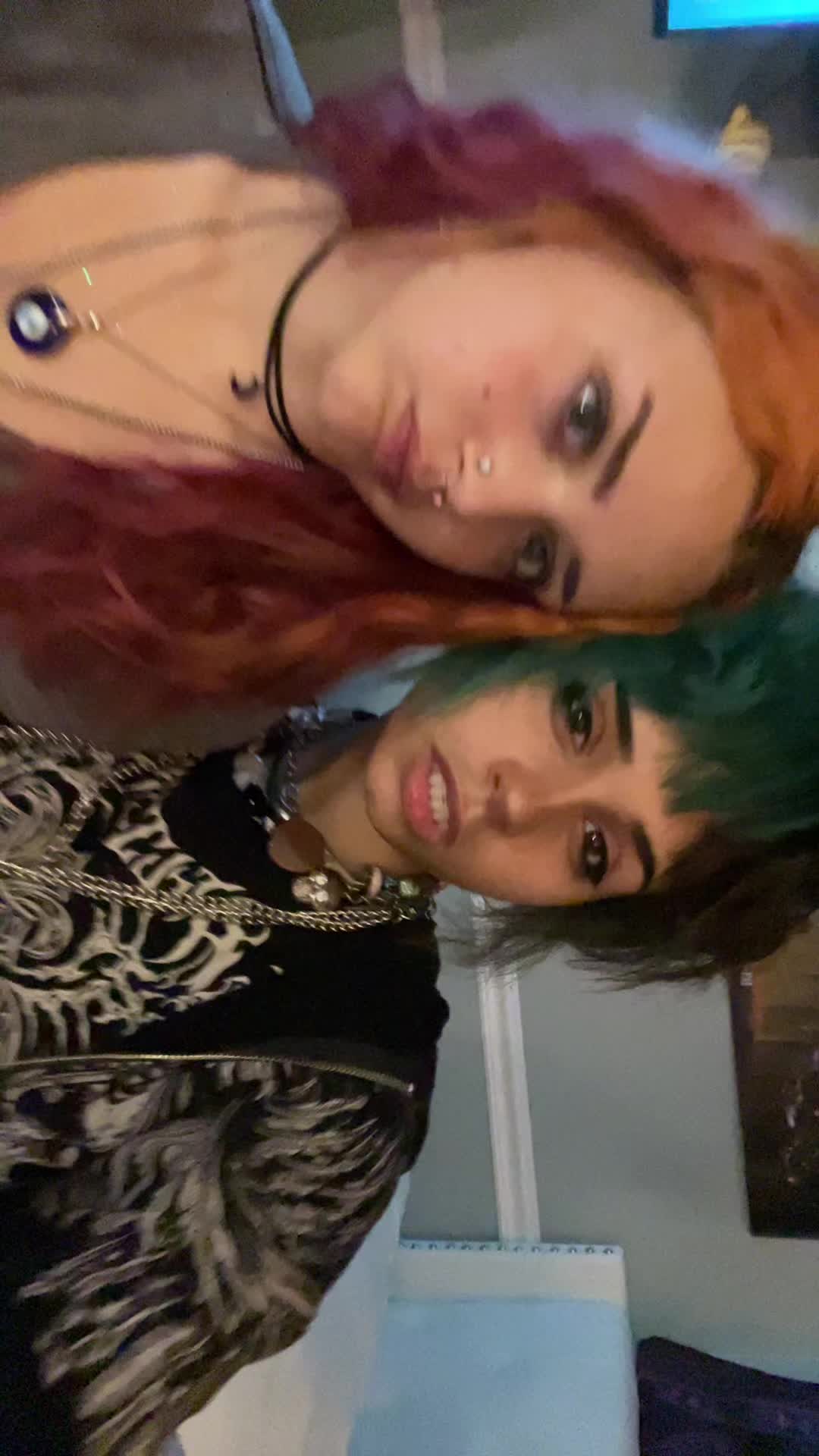 @emo.runt