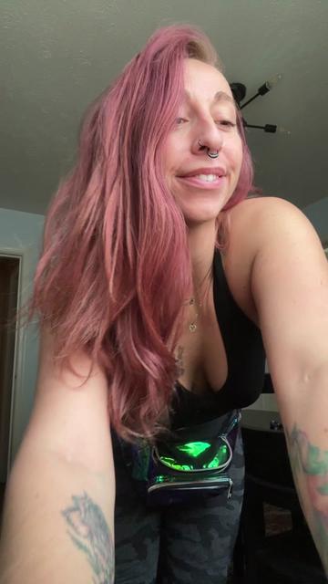 @Courtneyyy🦄