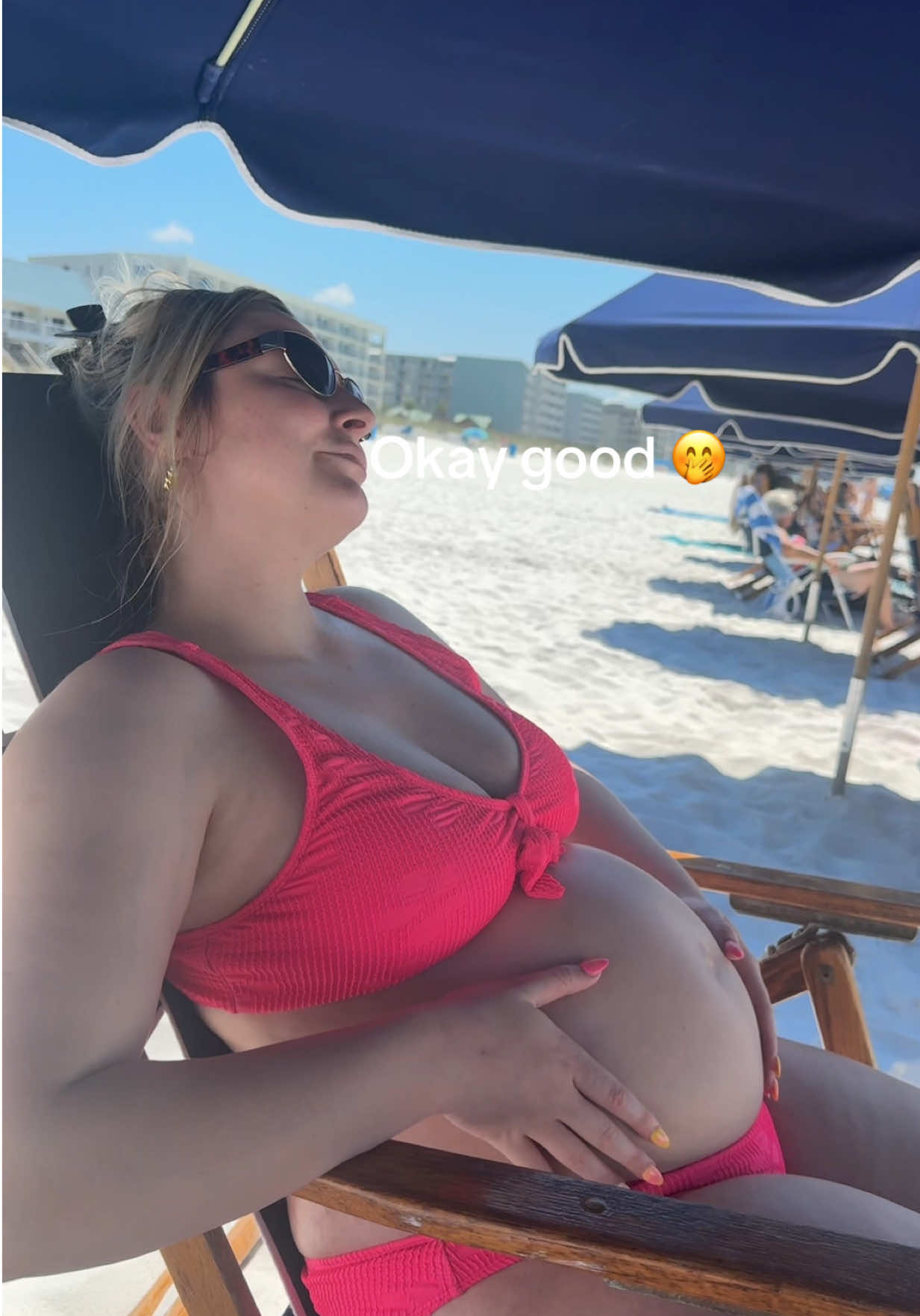 @Mariah | golden fur mom +wifey