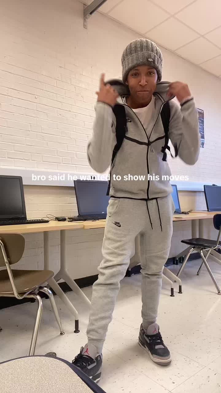 @onesensitiveleo