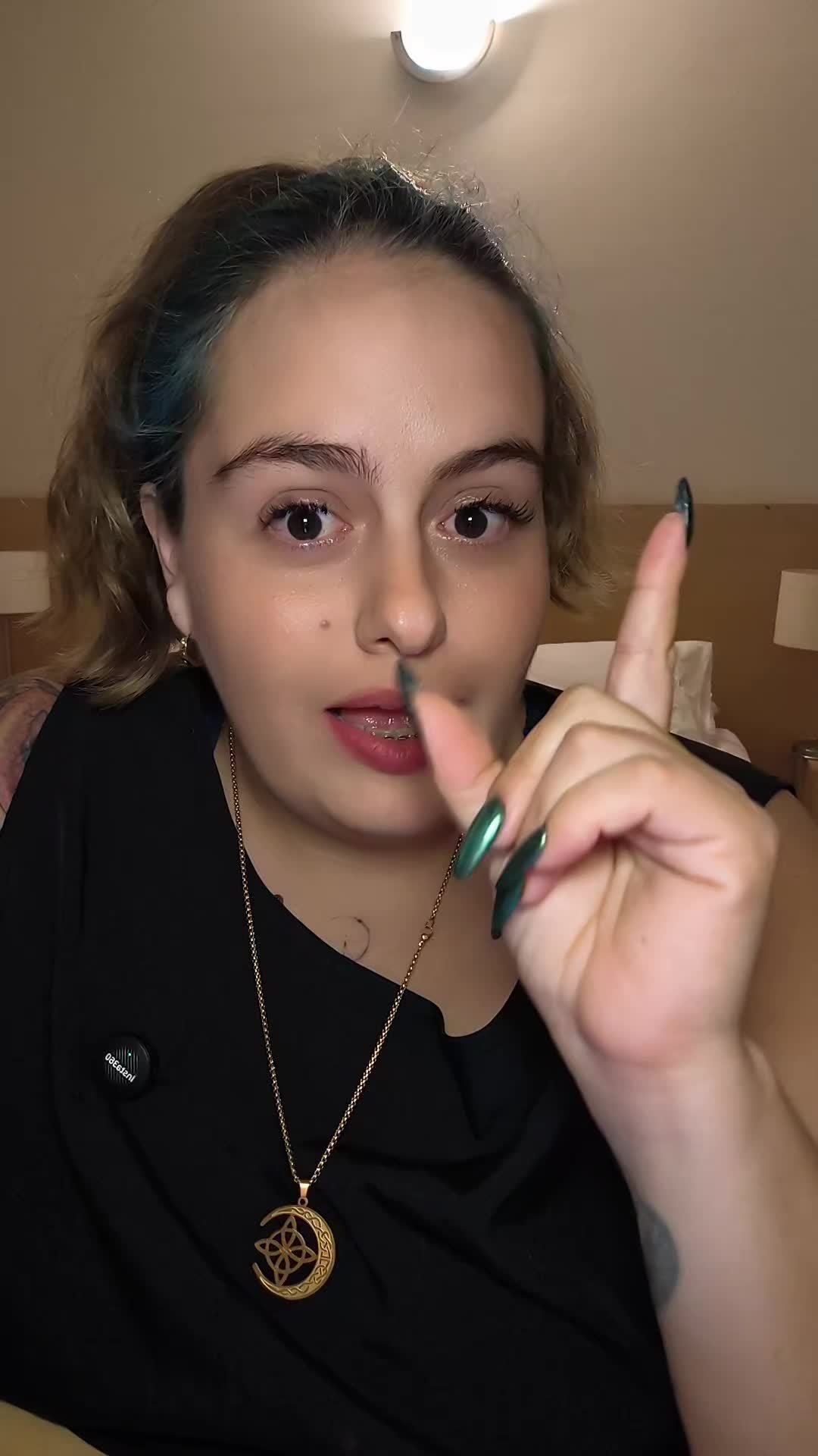 @Elena Benavides