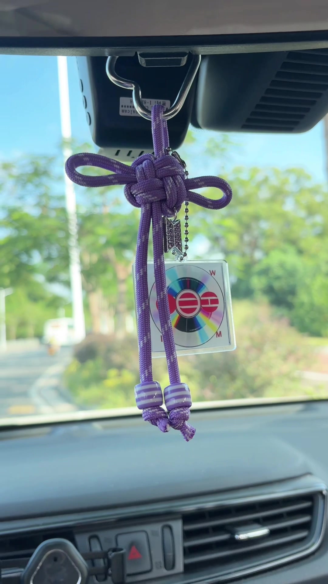 @MiVivi K-pop Merch