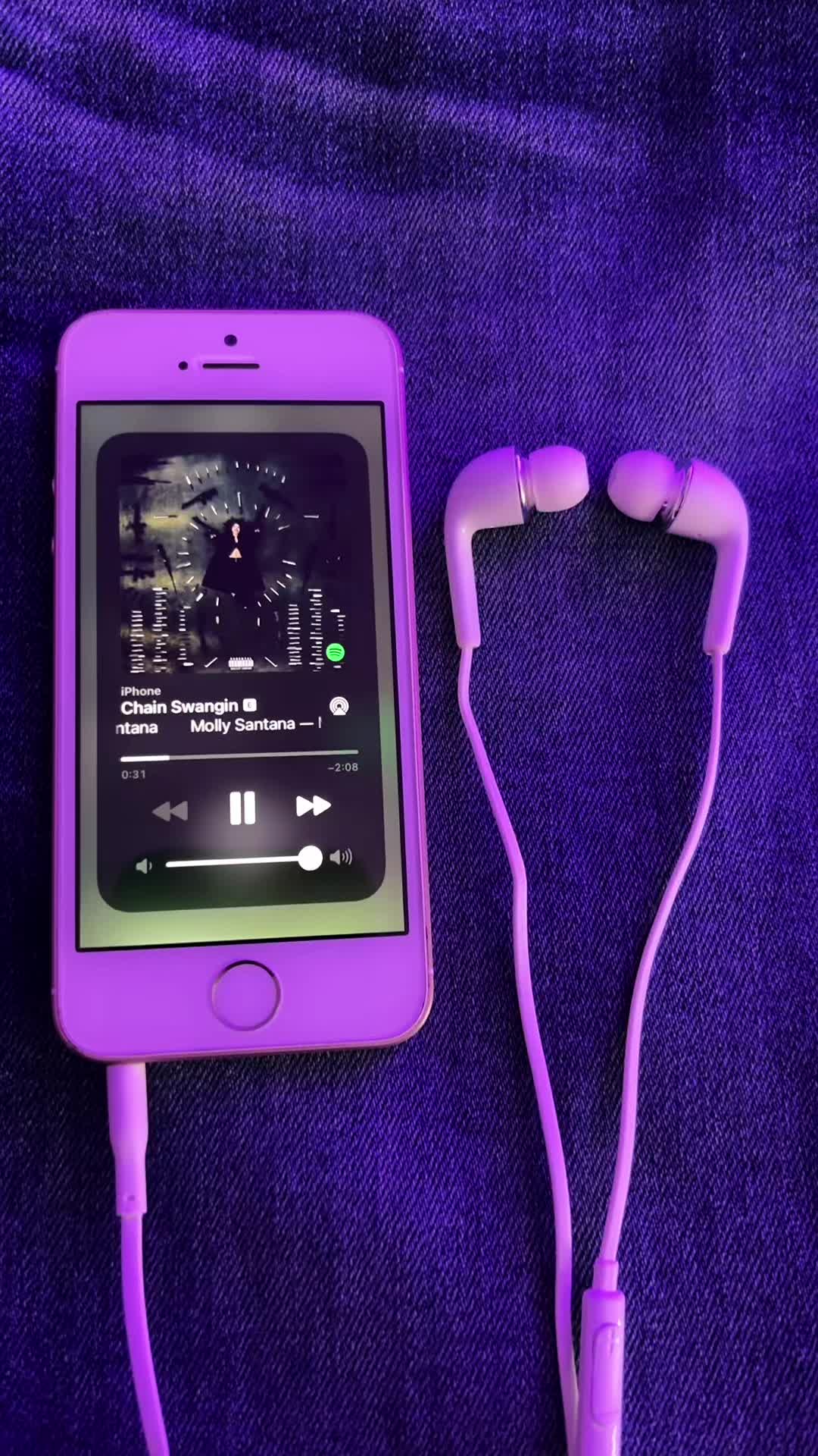 @𖣂
